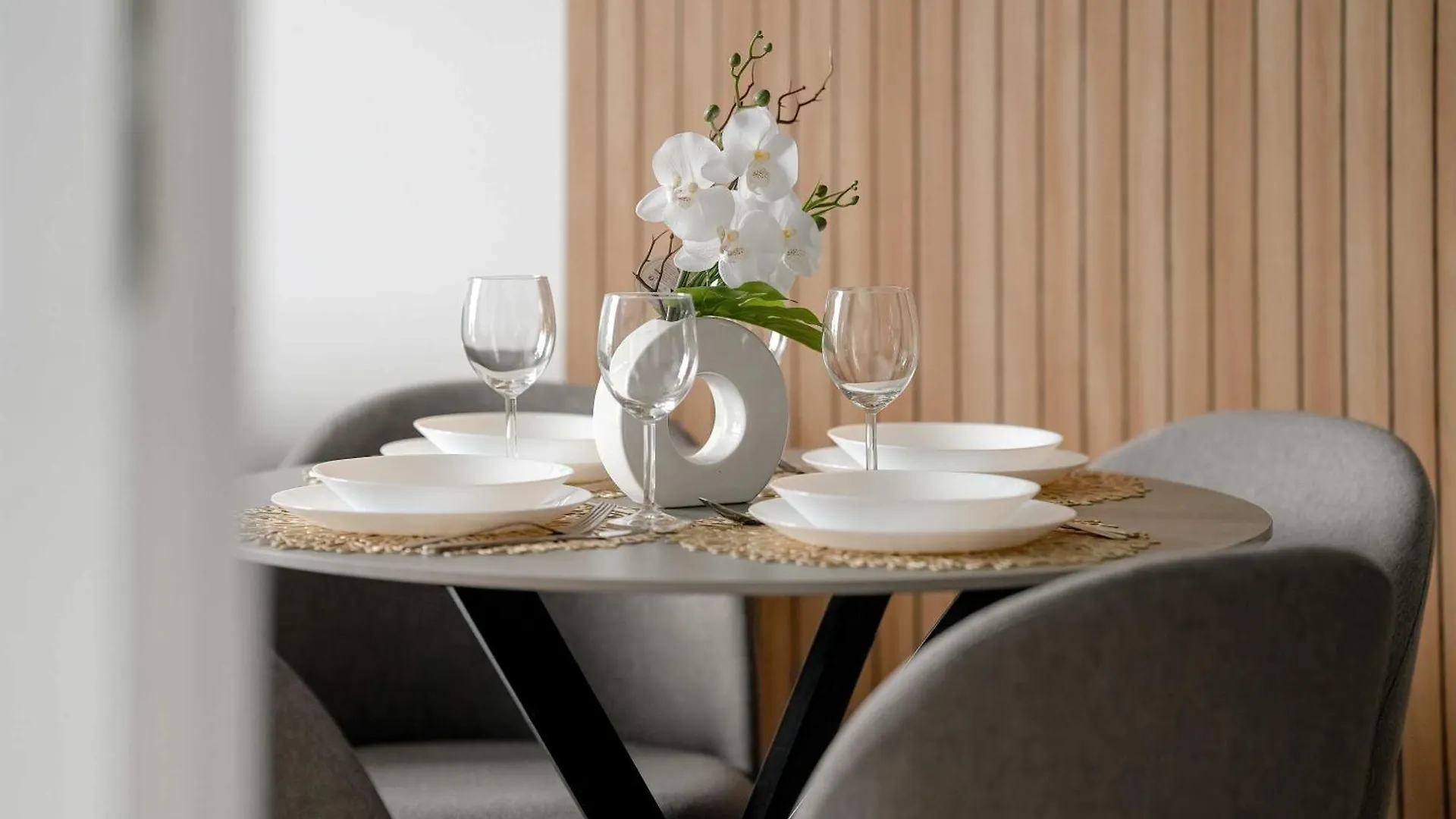 Tasteful Apartment With Parking And Gym By Noclegi Renters Poznaň 0*,  Polsko